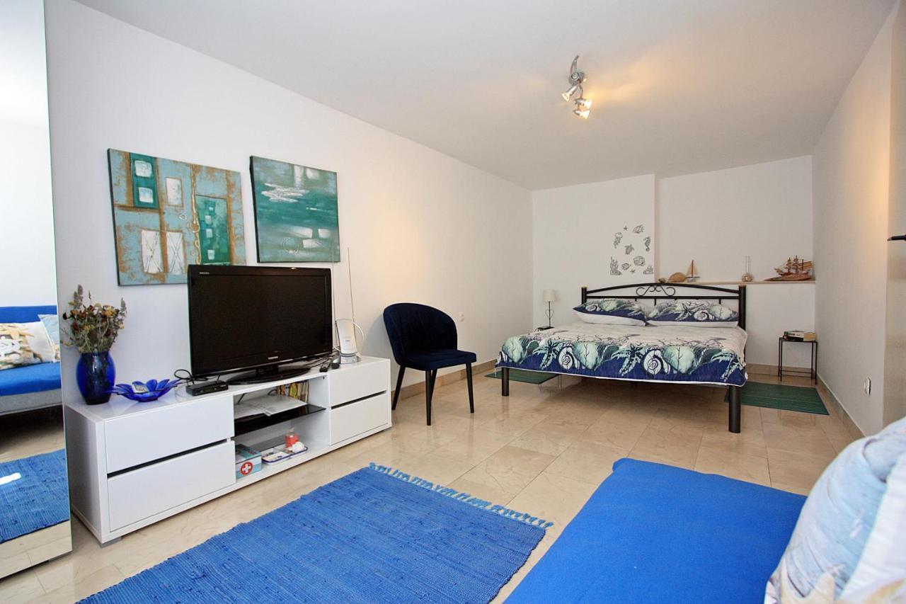 Apartment Zorica Supetar Εξωτερικό φωτογραφία