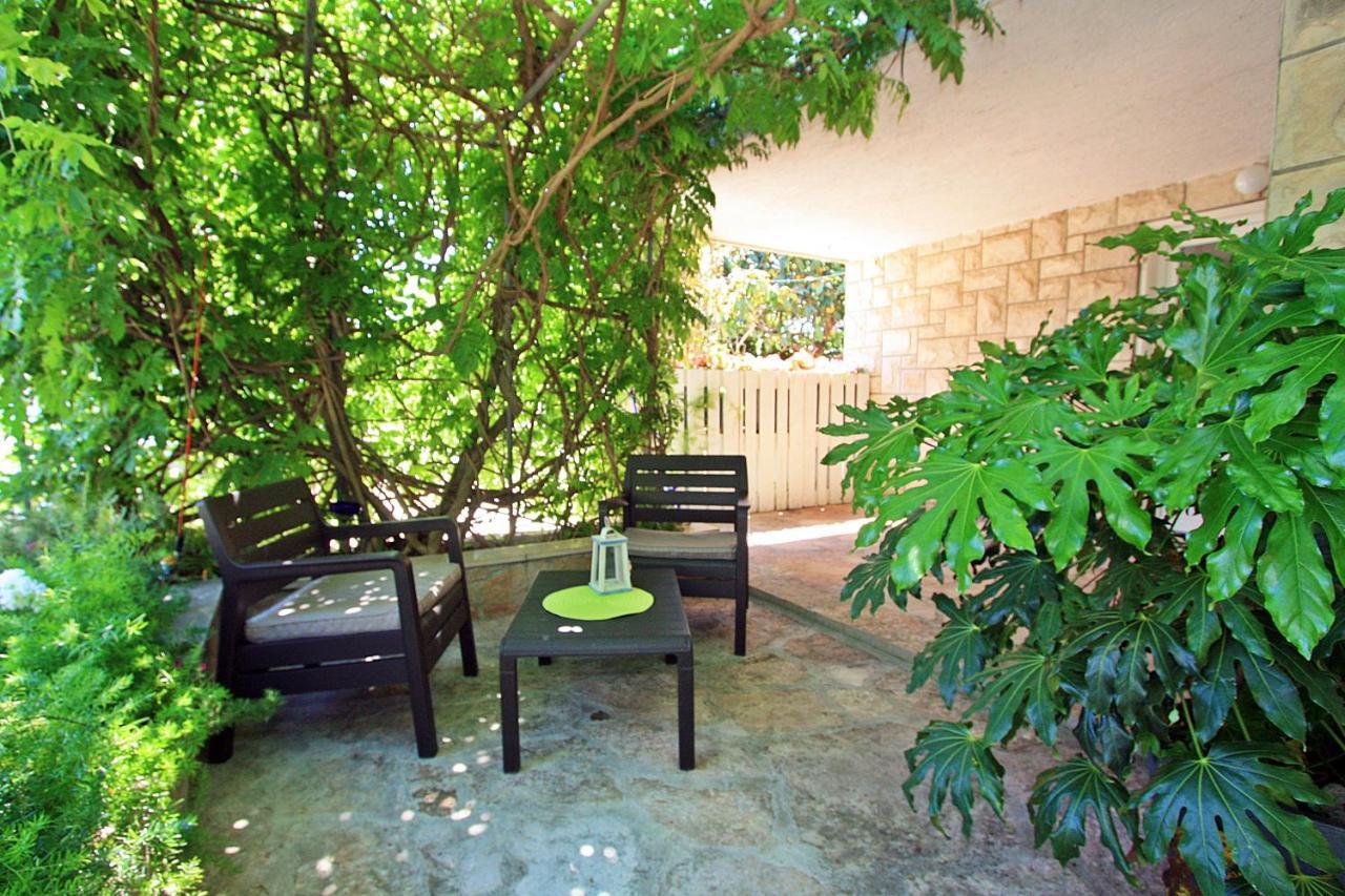 Apartment Zorica Supetar Εξωτερικό φωτογραφία